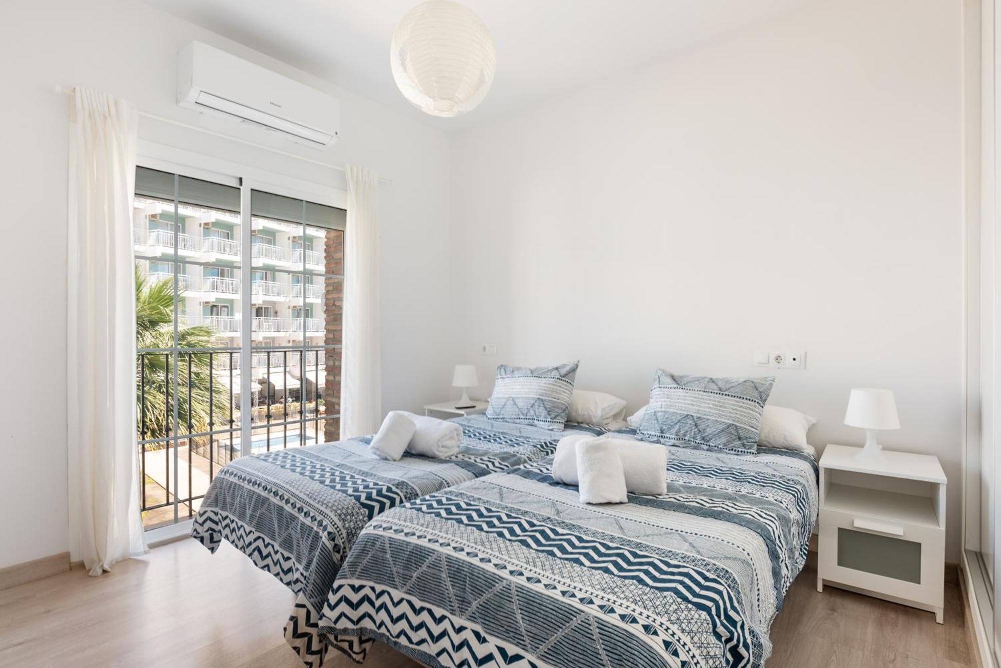 Benalrroma Apartment Беналмадена Екстериор снимка